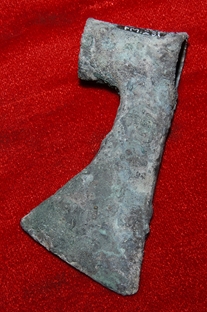 513
