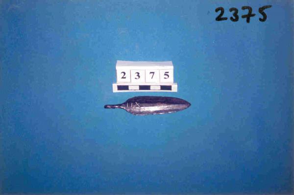 739