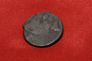 915