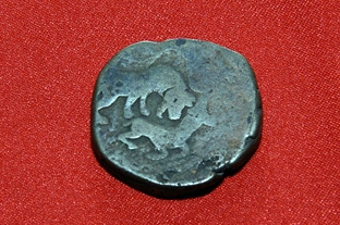 961